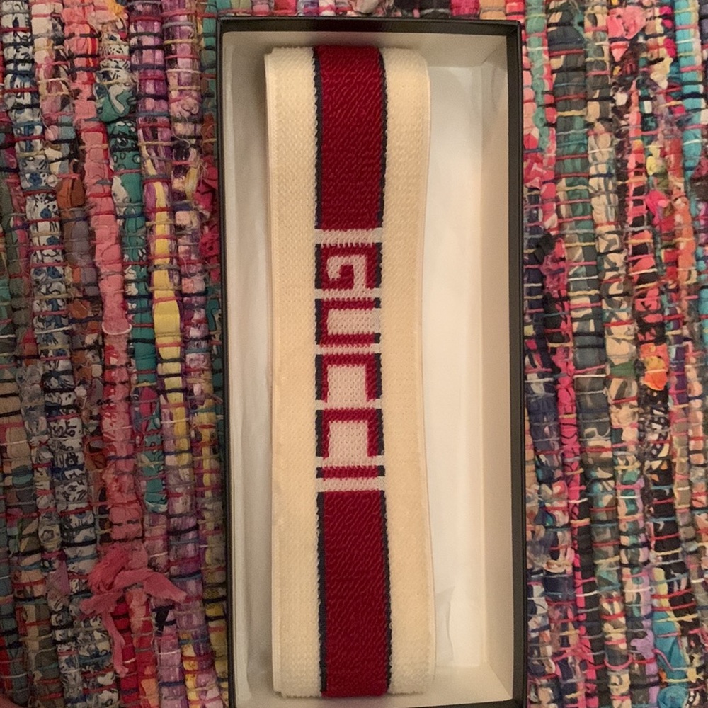 Headband Gucci .